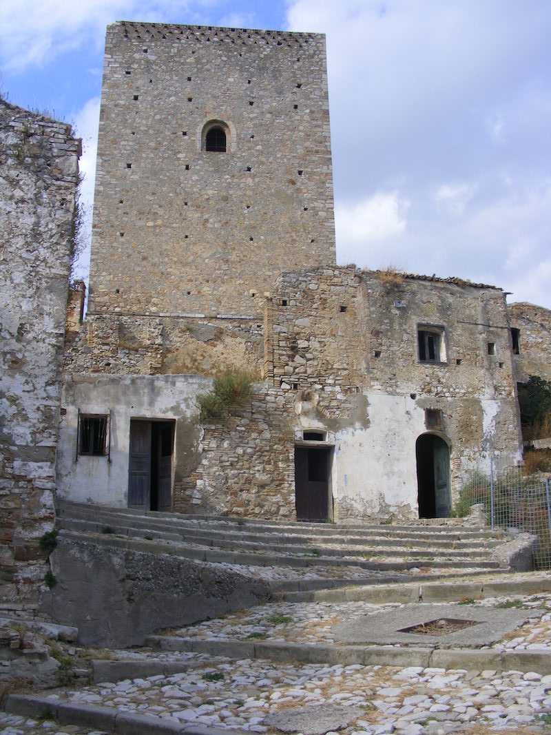 Craco, torre normanna